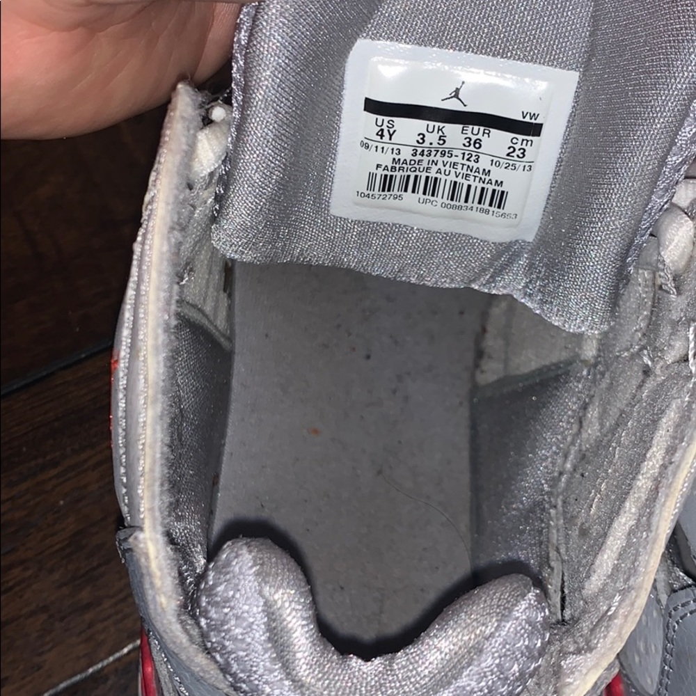 Jordans - Picture 5 of 6